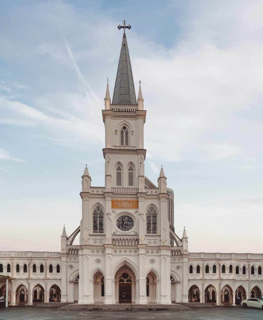 5 day itinerary for singapore - CHIJMES (An Anglo-French Gothic chapel)