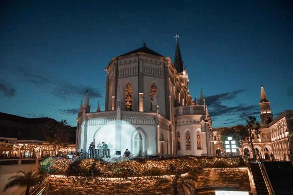 night attractions in singapore chijmes
