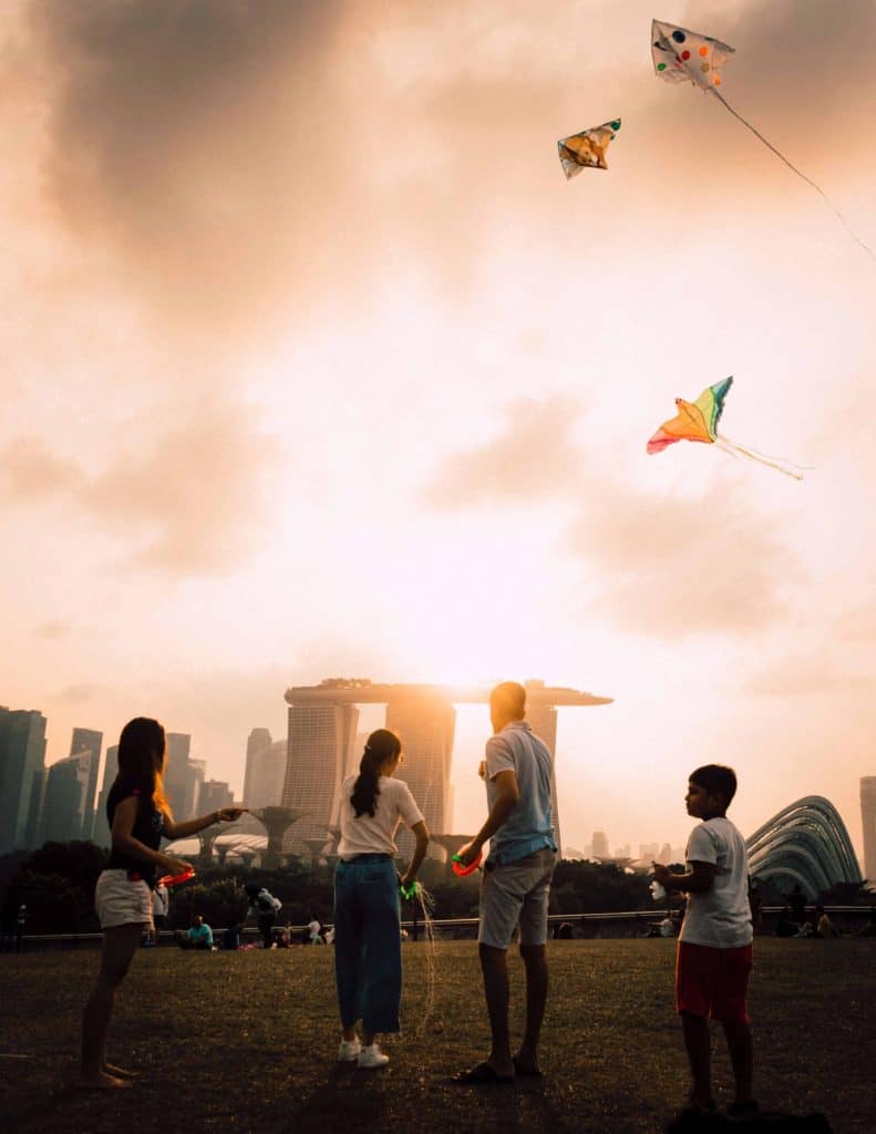 places to hang out at night in singapore marina barrage