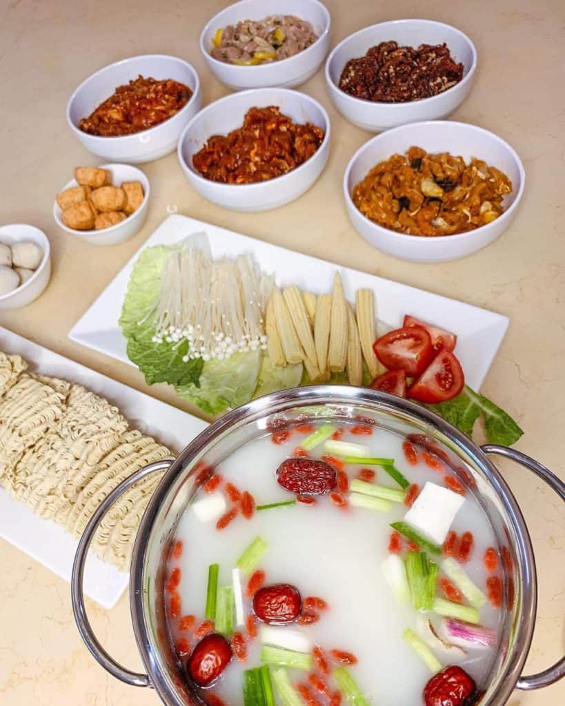 halal chinese restaurants in singapore - Jin Shang Yi Pin Buffet Hotpot 