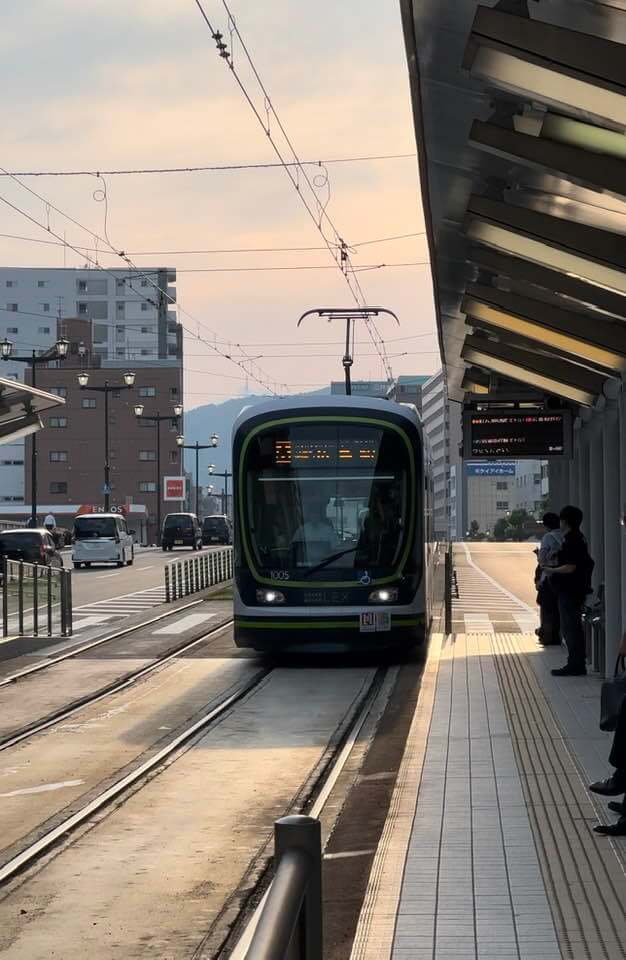 3 week itinerary japan - tram service at Hiroshima