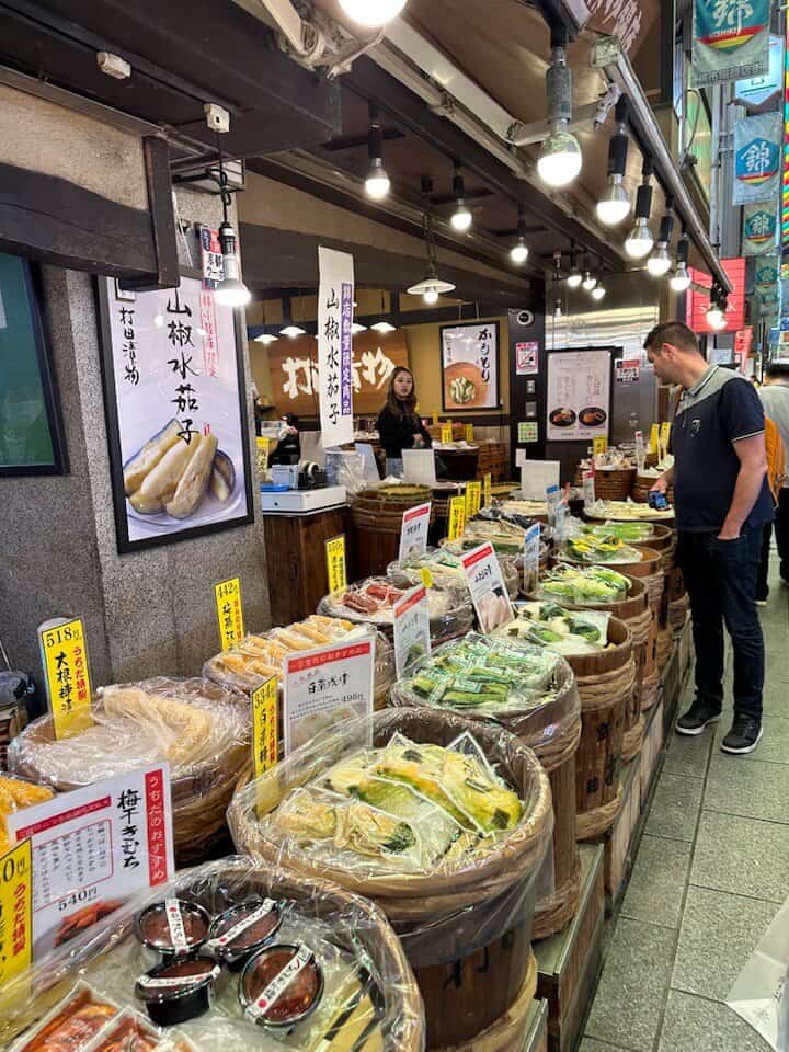 3 weeks travel in japan - Nishiki Market at Kyoto