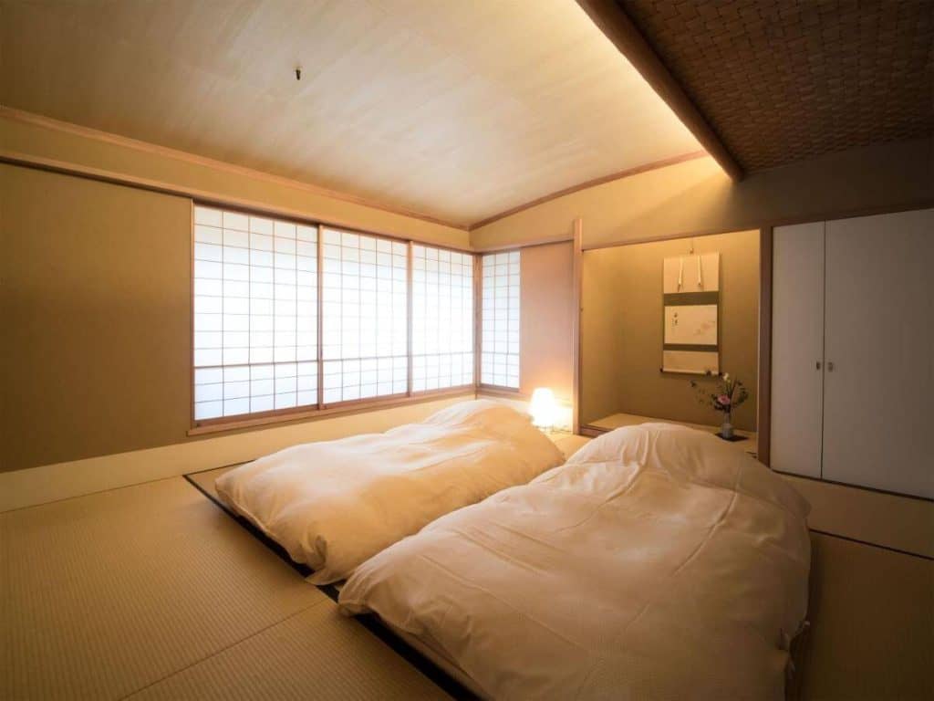 kyoto onsen ryokan - Japanese-style room at Ryokan Genhouin