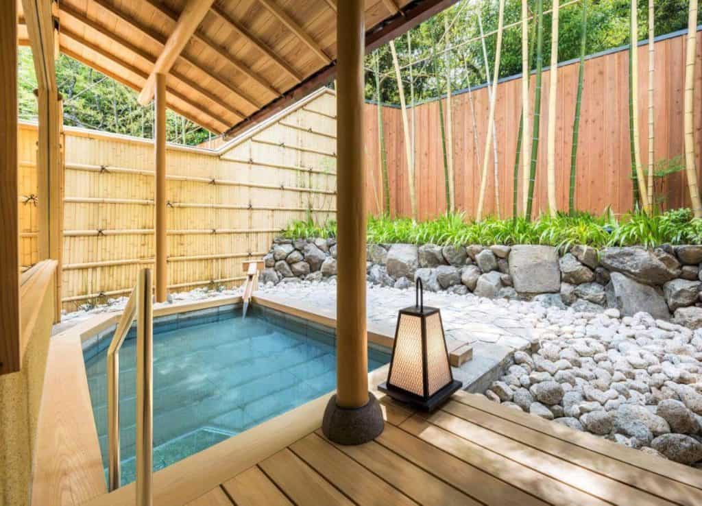 kyoto ryokan private bath - open-air bath at Suiran