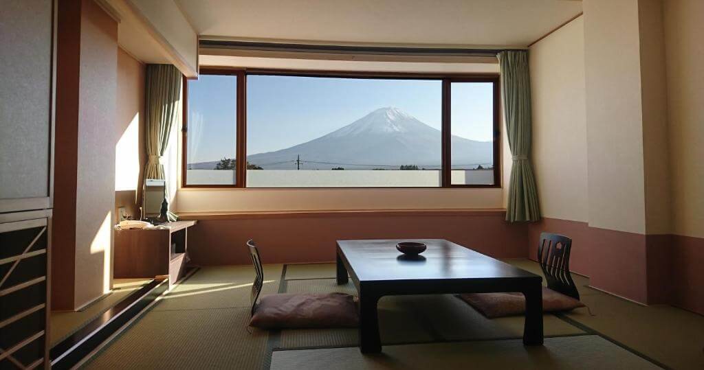 mount fuji ryokan - room with mt fuji view at Lakeland Hotel Mizunosato