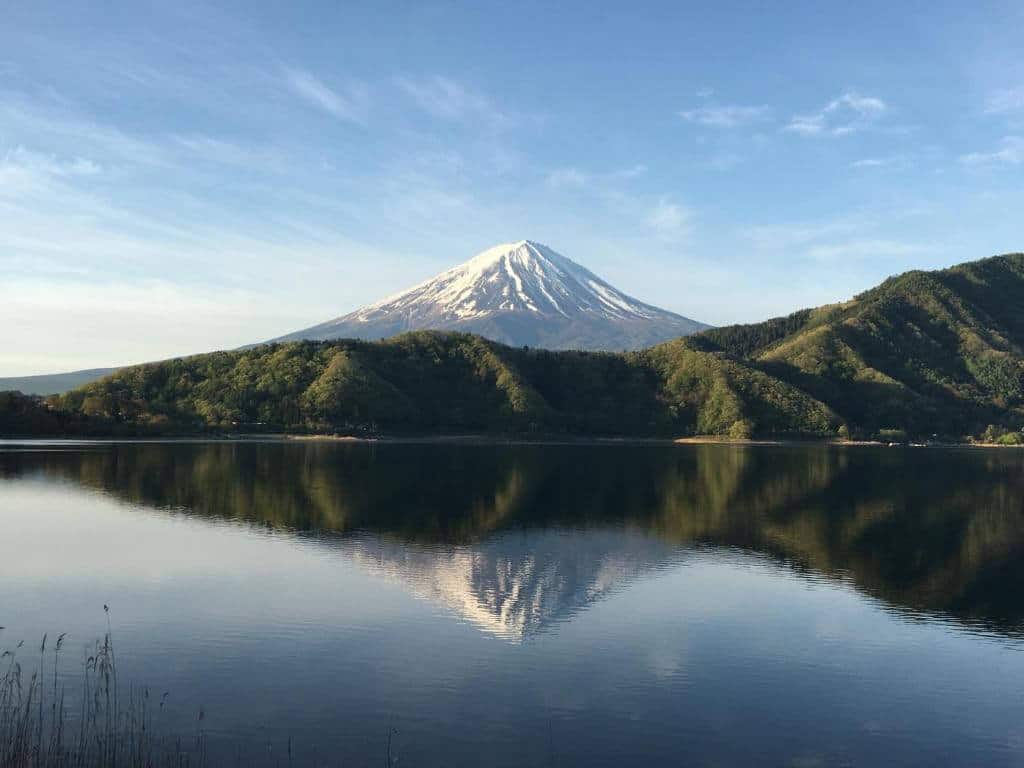mount fuji ryokan - beautiful lake and mt fuji view from Private Hotel Rei