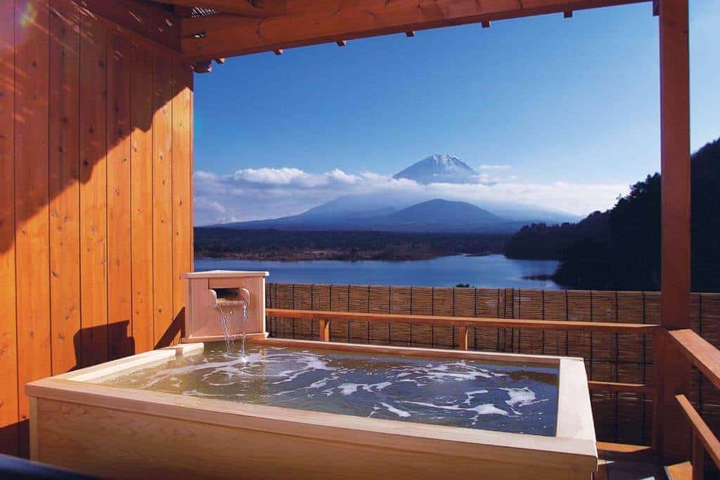 ryokan in mt fuji - open-air bath overlooking Mount Fuji at Yamadaya Hotel