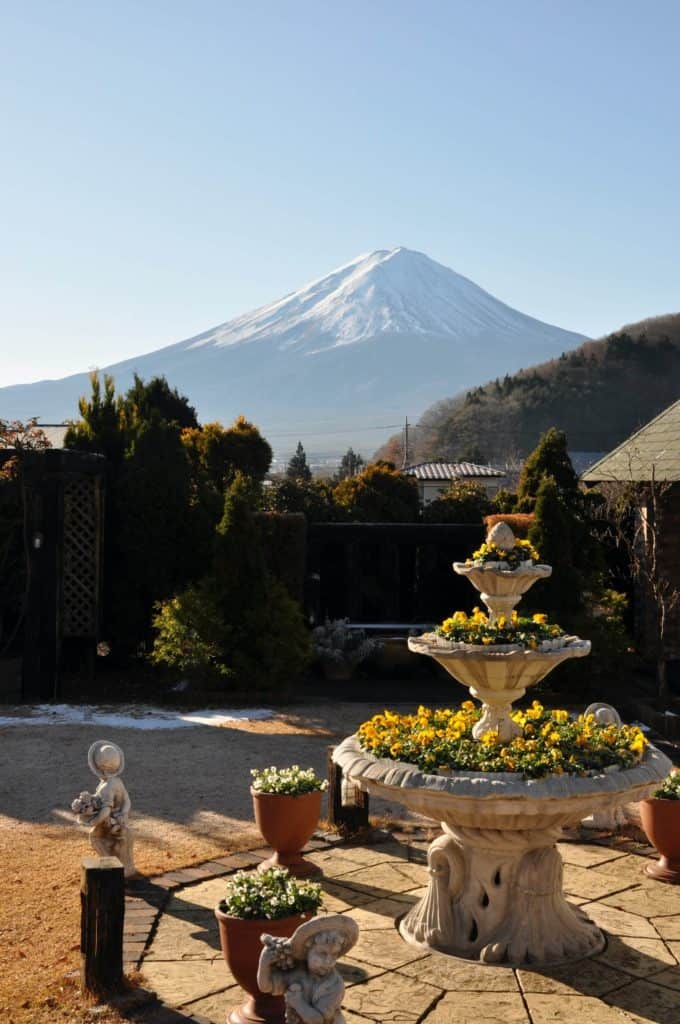 romantic spots in japan - mt fuji
