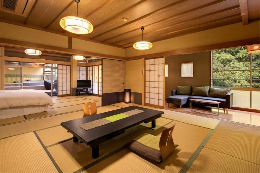 RYOKAN IN OSAKA WITH PRIVATE ONSEN -  the Japanese-style room at Hananosato Onsen Sansuikan